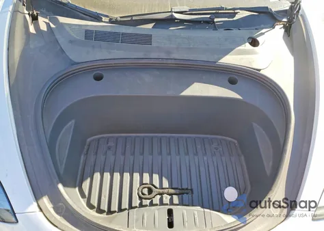 2022 Tesla Model 3 z USA, uszkodzony, nr VIN 5YJ3E1EA9NF355098